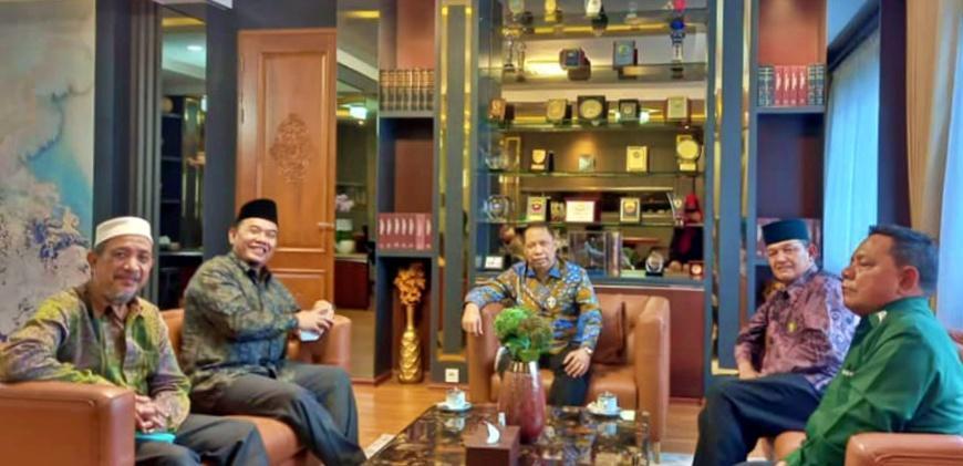 KUNJUNGAN REKTOR UNIVERSITAS AL WASHLIYAH MEDAN KE UNIVERSITAS MUHAMMADIYAH SUMATERA UTARA