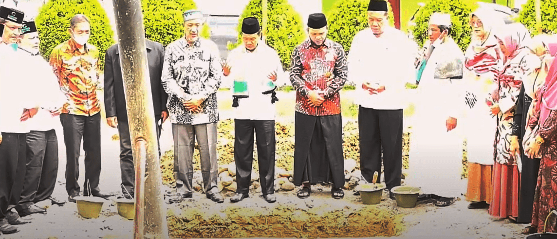 peletakan batu pertama gedung univa medan