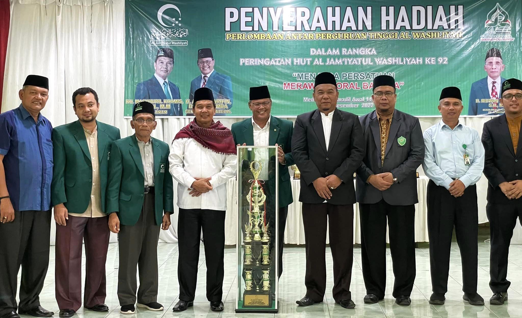 PENYERAHAN HADIAH LOMBA HUT AW KE-92 ANTAR PERGURUAN TINGGI
